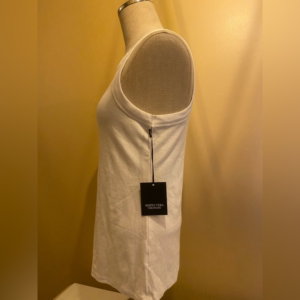 Simply Vera Vera Wang White Tank Top crisp white plain T shirt NWT - Picture 4 of 6